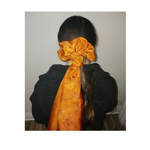100% silk scarf - Picture 2 of 2
